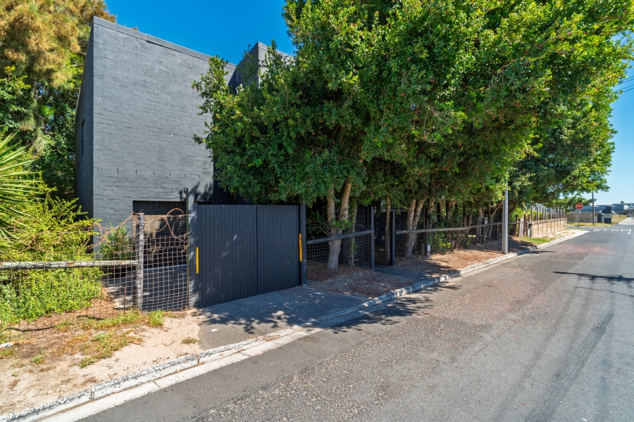 3 Bedroom Property for Sale in Rugby Western Cape